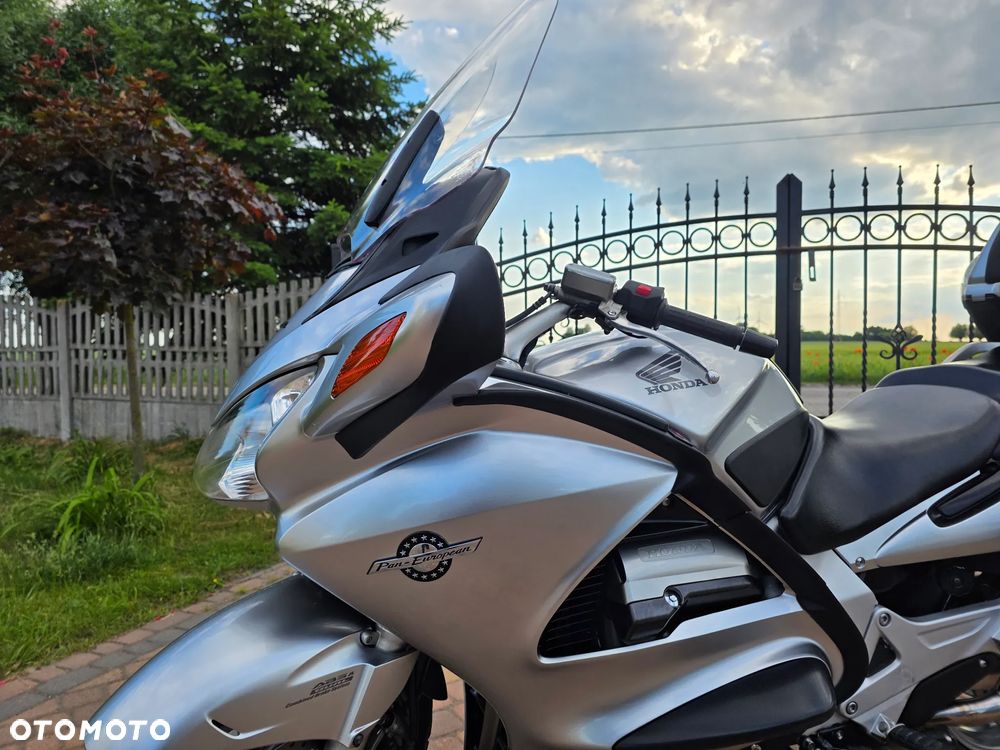 Honda ST - 14