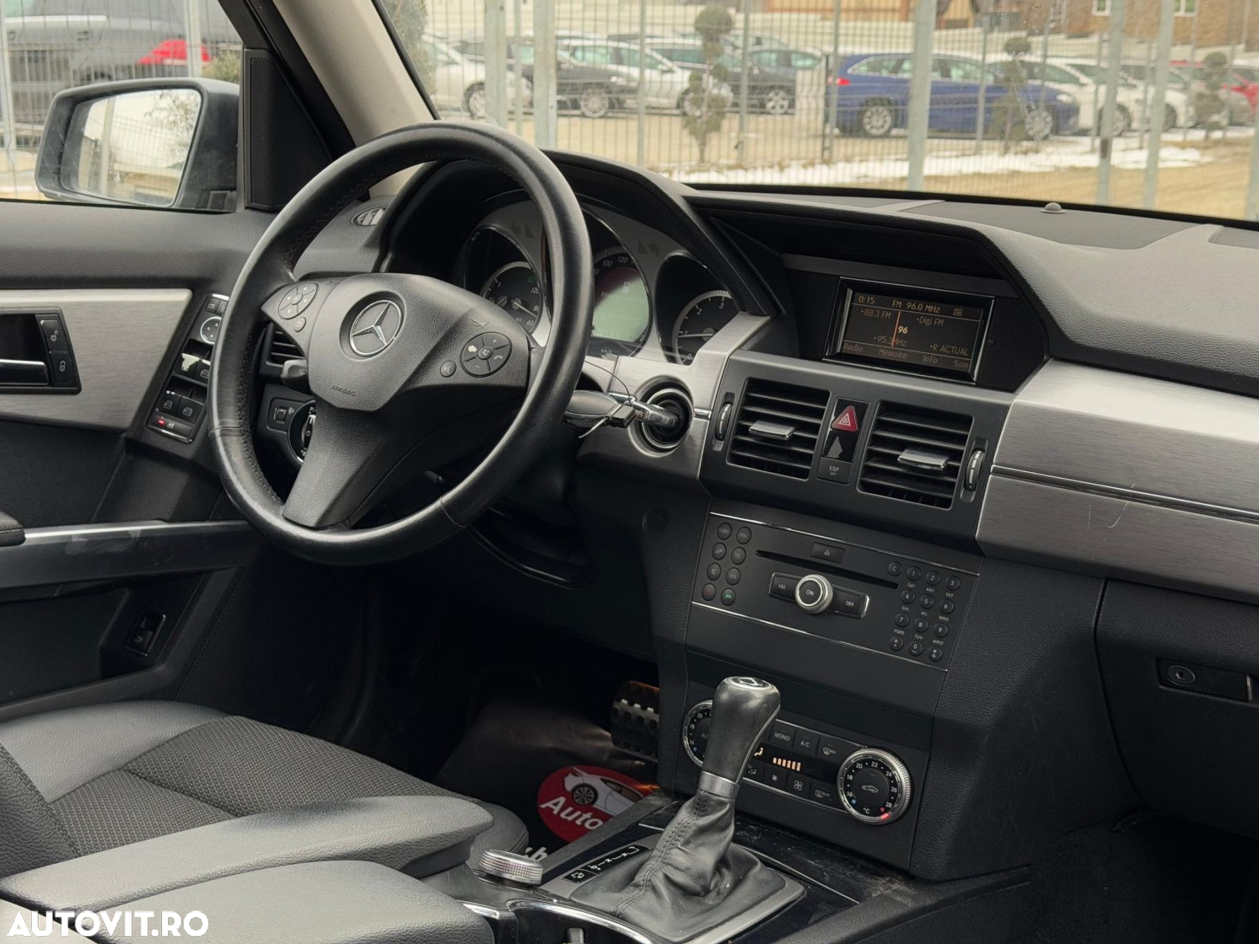 Mercedes-Benz GLK - 7