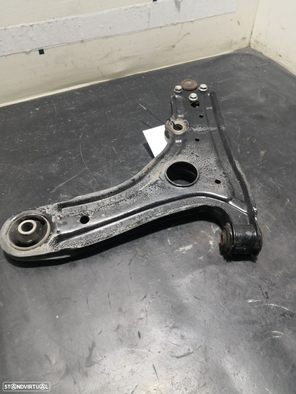 Braço Suspensão Frente Dto Volkswagen Polo (6N1) - 2