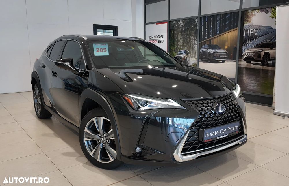 Lexus UX 250h - 2