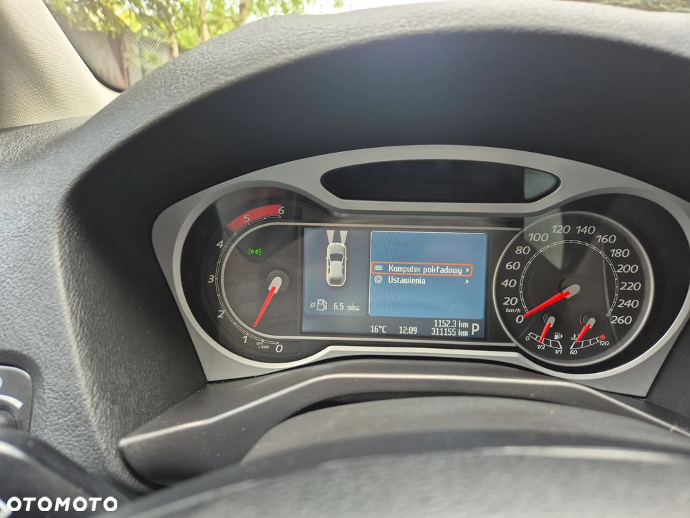 Ford Mondeo - 23