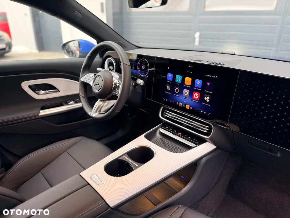 Mercedes-Benz CLA - 21