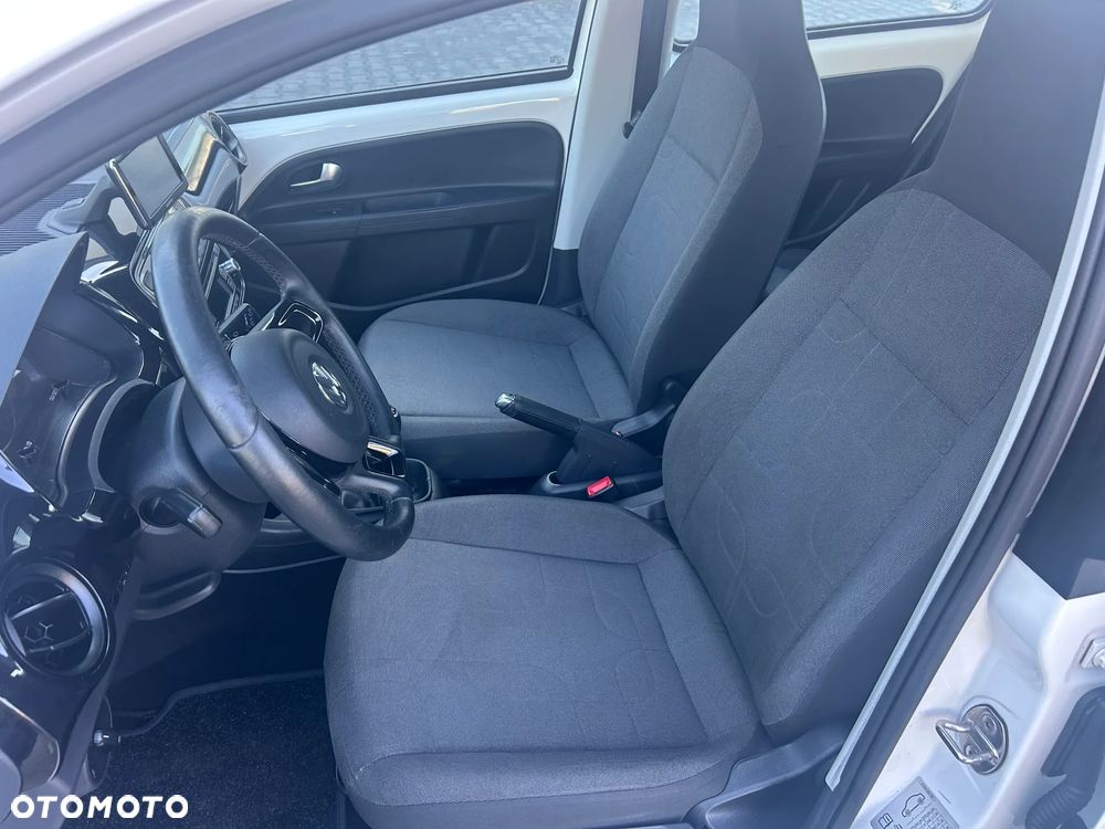 Volkswagen up! BlueMotion Technology move - 21