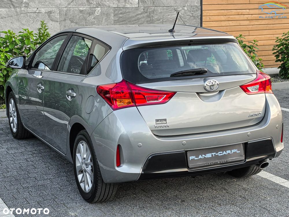 Toyota Auris - 10