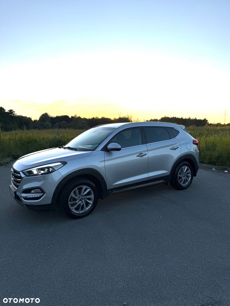 Hyundai Tucson - 2