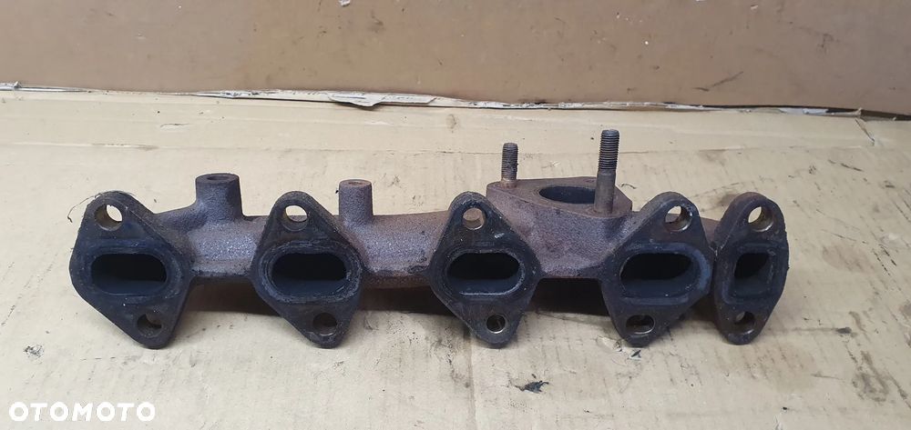 Kolektor wydechowy Kia Sportage III 2.0 CRDI - 1