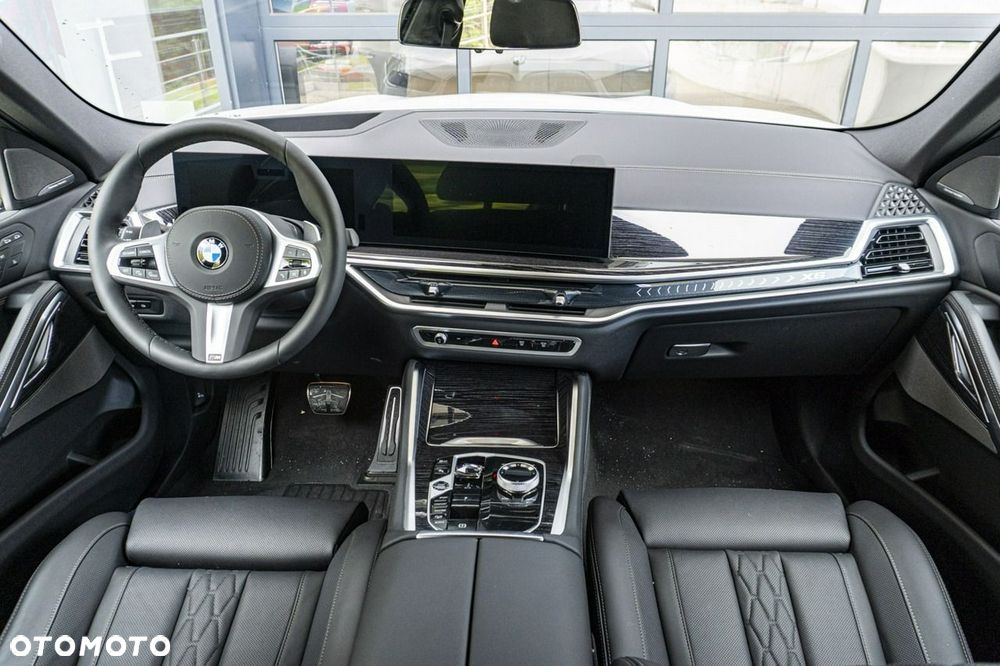 BMW X6 - 16