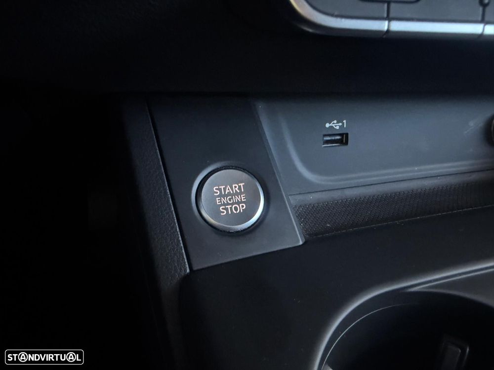 Audi A4 Avant 40 TDI S line S tronic - 22