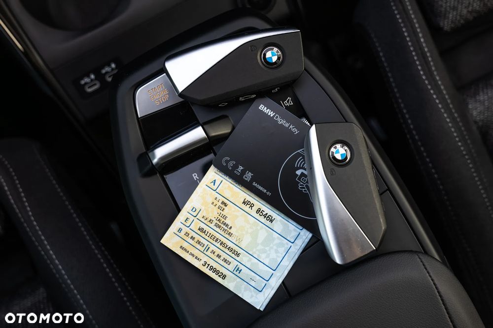 BMW X1 sDrive18i - 40