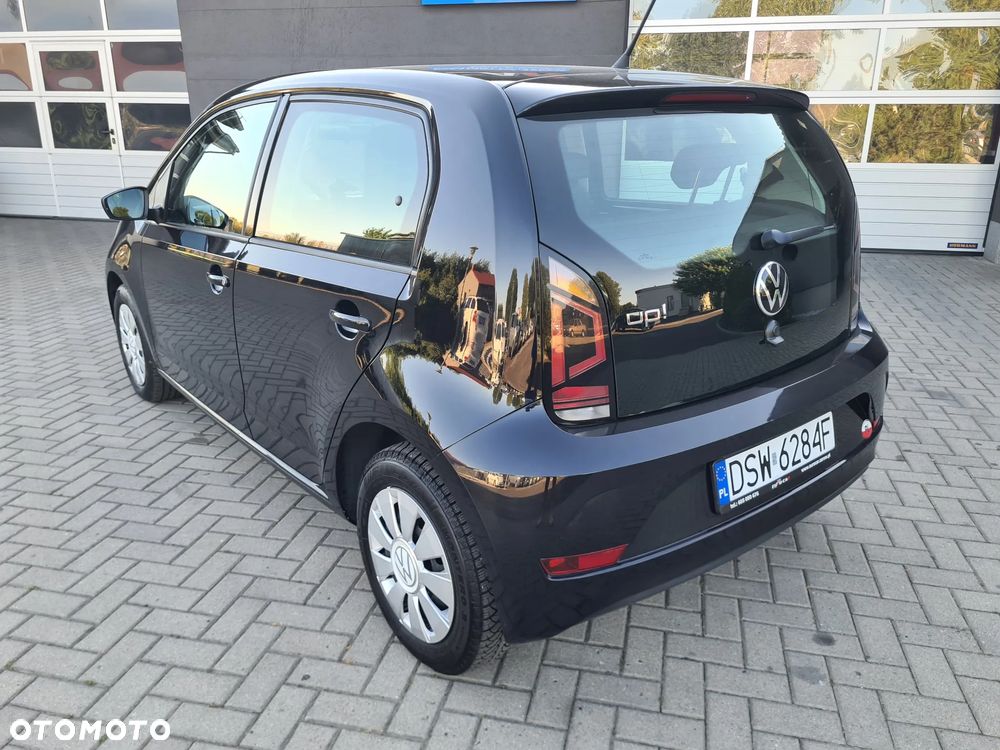 Volkswagen up! 1.0 Black Style - 5