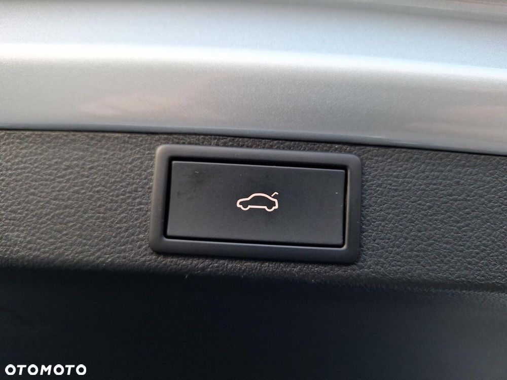 Skoda Octavia 2.0 TDI SCR Style DSG - 37