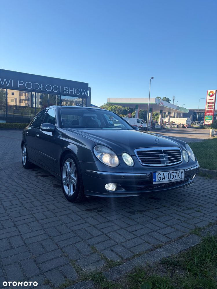 Mercedes-Benz Klasa E 500 Avantgarde - 21