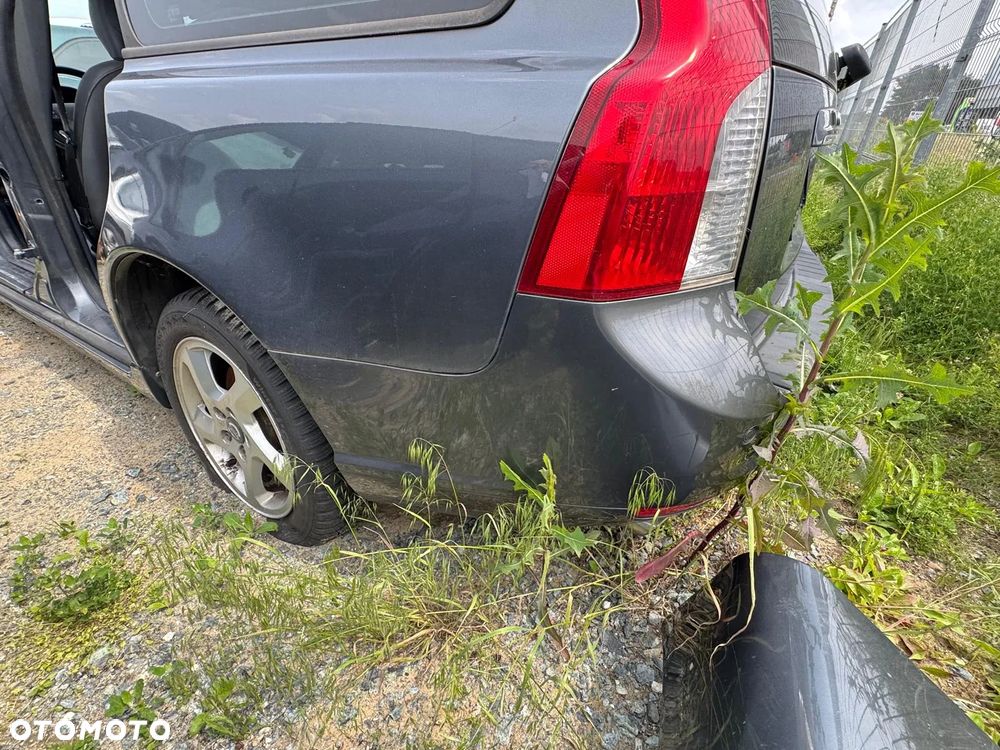 VOLVO V50 2012 POJ. 2.0 Diesel 150 KM - samochód cały na CZĘŚCI - 3