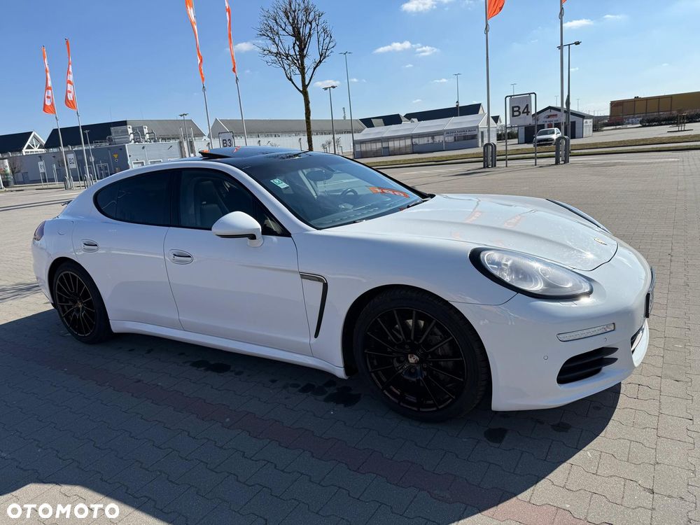 Porsche Panamera - 14