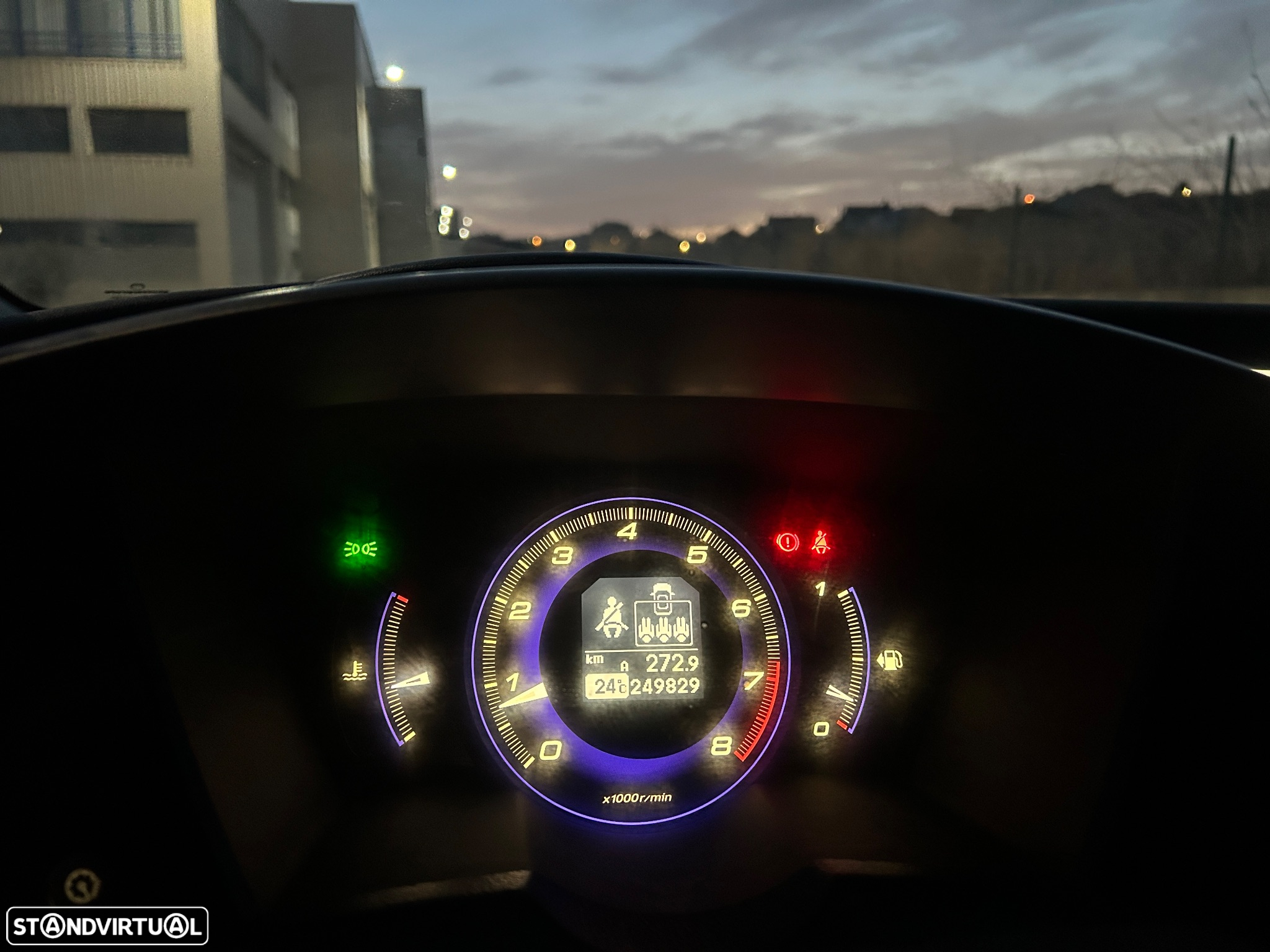 Honda Civic 1.8 Executive NAVI - 25