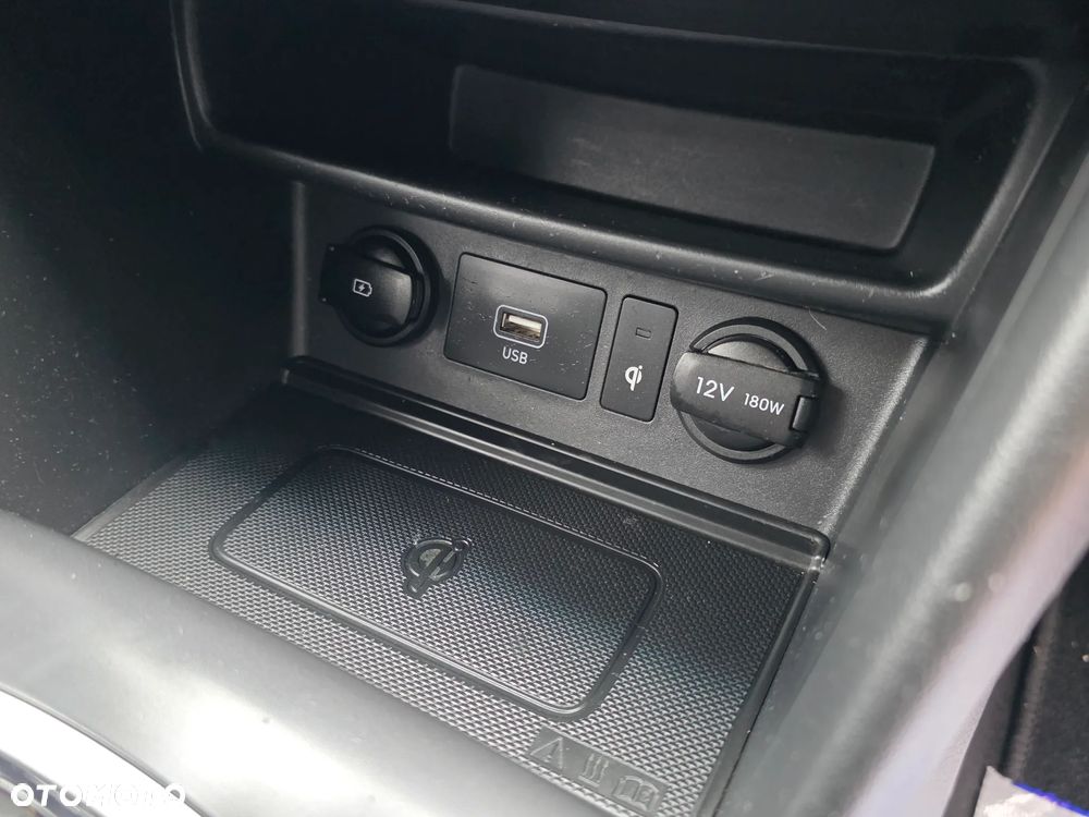 Hyundai Kona - 33