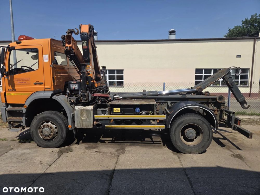 Mercedes-Benz AXOR 1826 AK - 6
