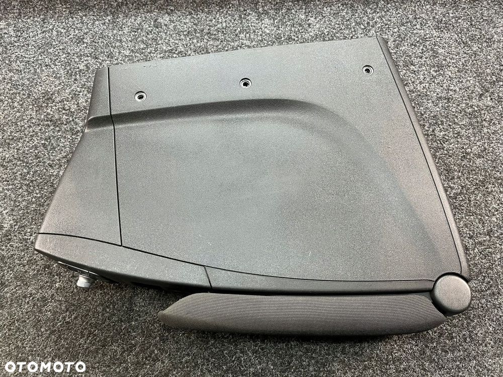 renault scenic III podłokietnik 8-127-320 - 8