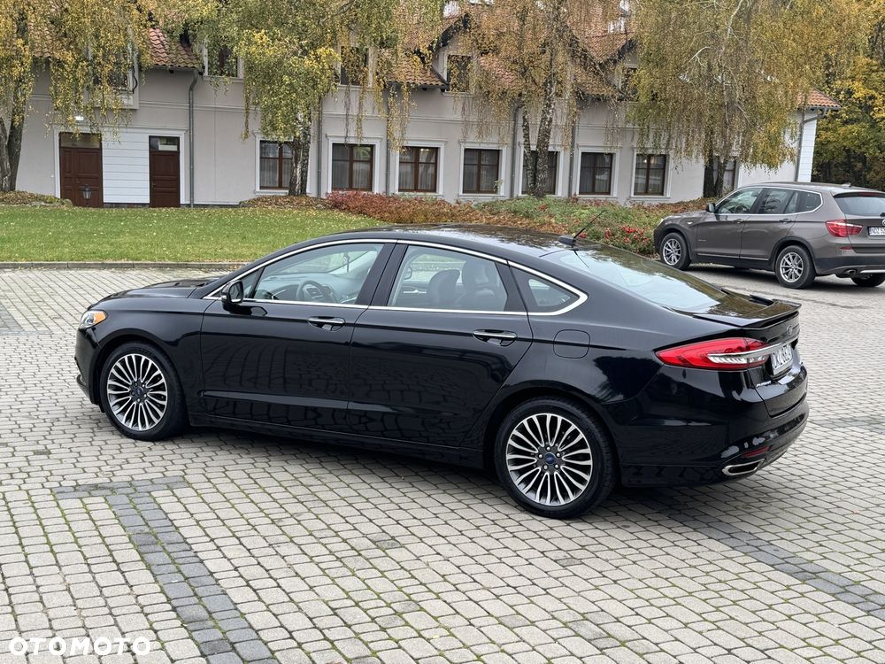 Ford Fusion 2.0 EcoBoost Titanium - 34