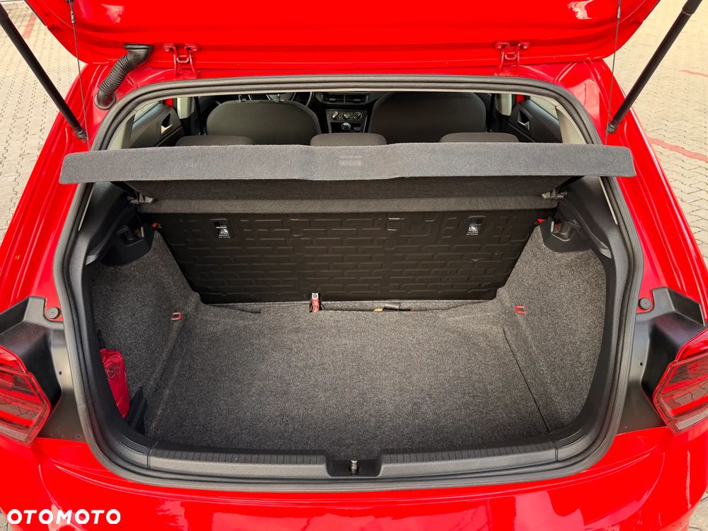 Volkswagen Polo 1.0 Trendline - 33