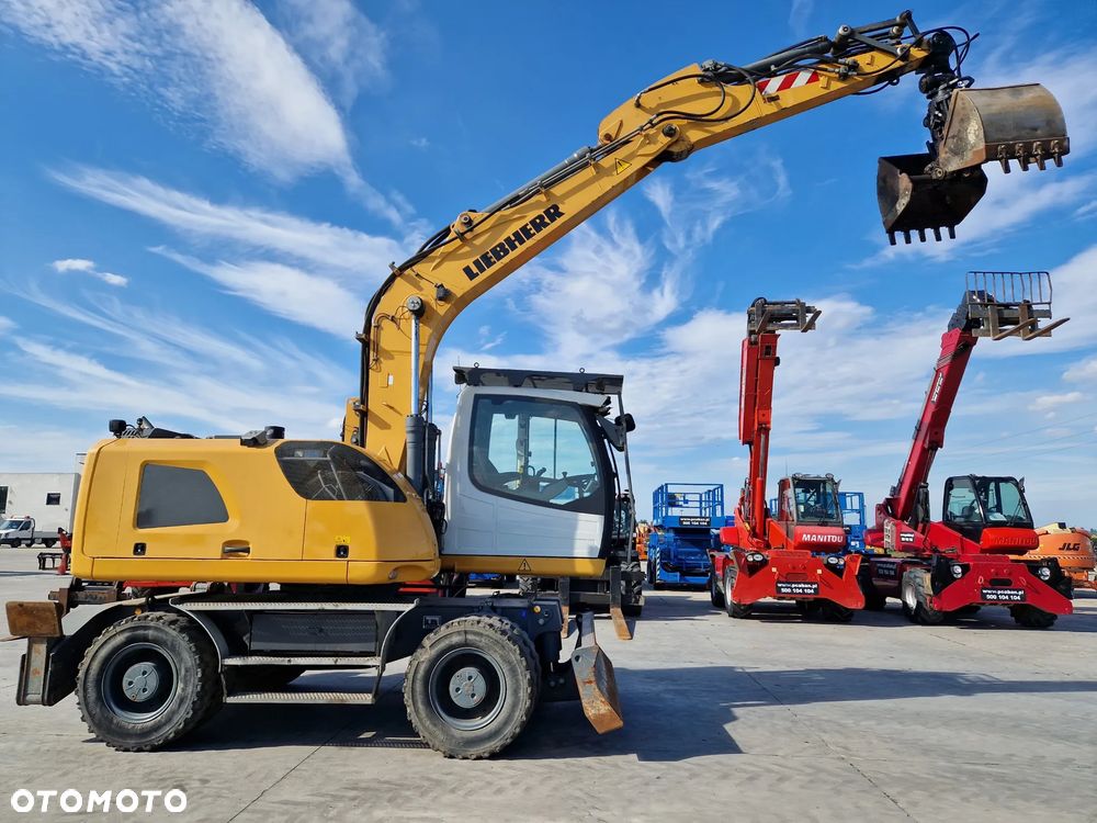 Liebherr A 914 Litronic jak TEREX CAT SENNEBOGEN M497 - 22