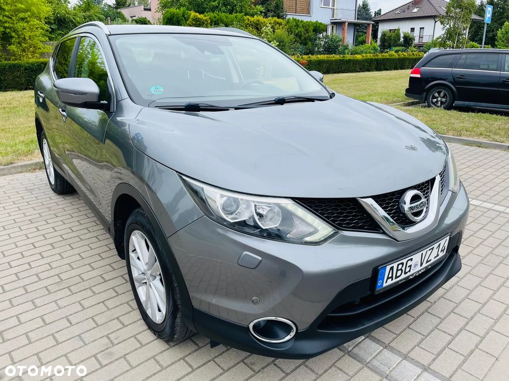 Nissan Qashqai 1.6 DIG-T N-Connecta - 1