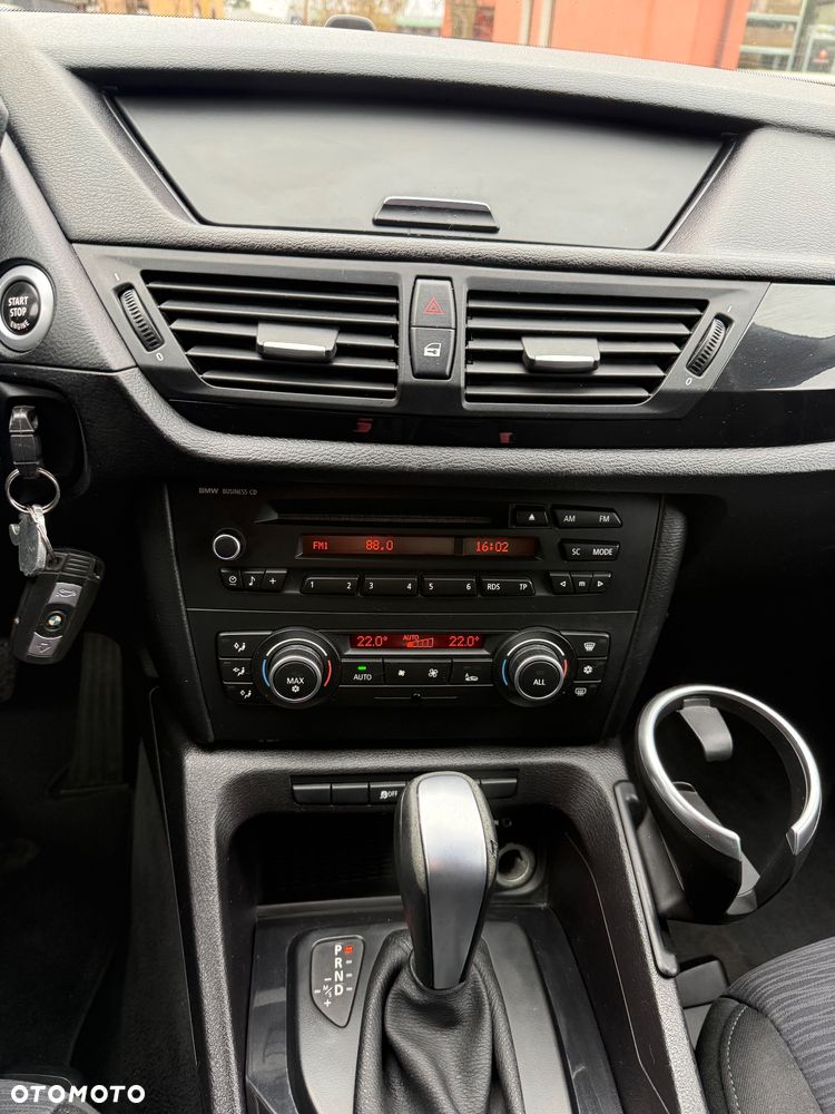 BMW X1 sDrive18d - 22