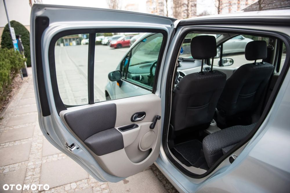 Renault Modus 1.2 16V Dynamique - 20