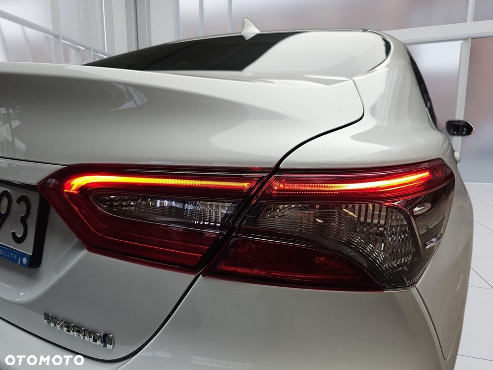 Toyota Camry 2.5 Hybrid Prestige CVT - 34