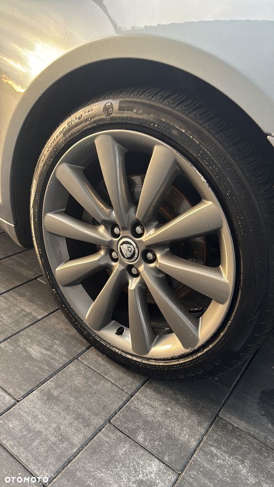 Jaguar XF 3.0 V6 D Premium Luxury - 10