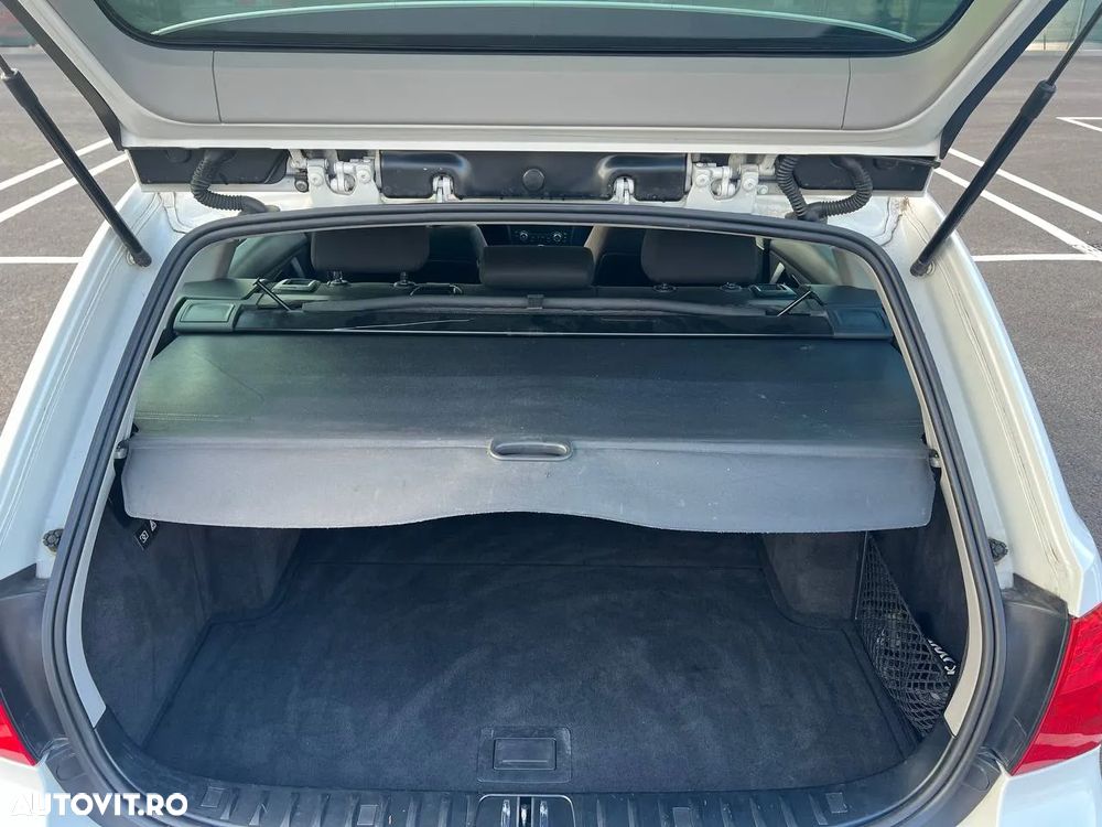 BMW Seria 3 318d - 18
