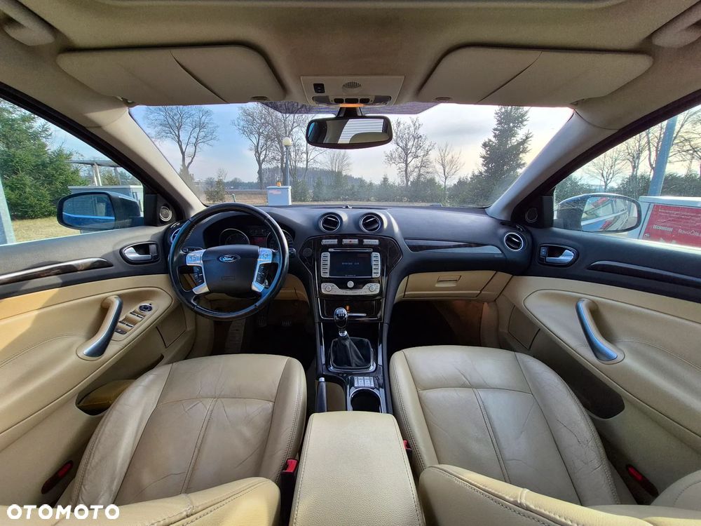 Ford Mondeo 2.0 TDCi Ghia - 9