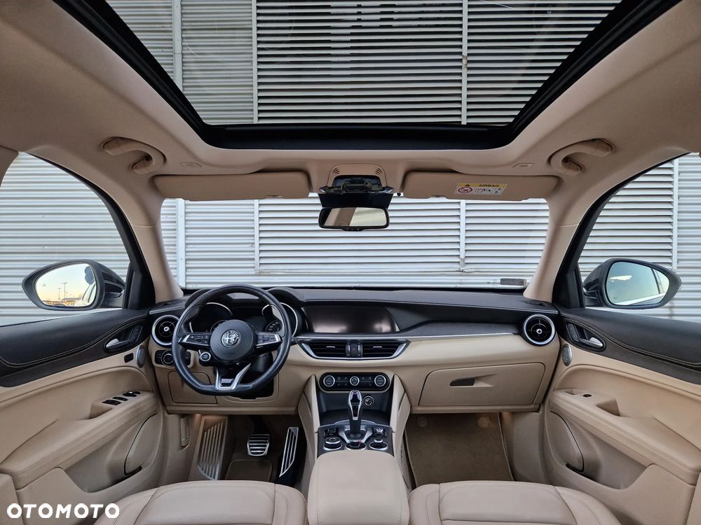 Alfa Romeo Stelvio 2.0 Turbo TI Q4 - 4