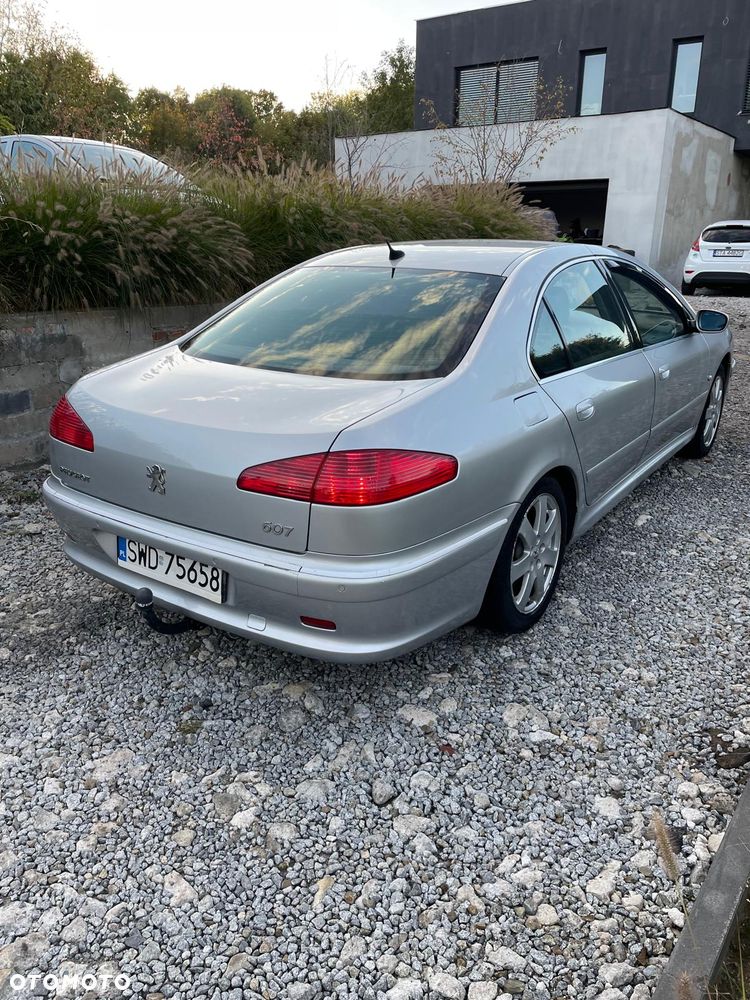 Peugeot 607 - 3