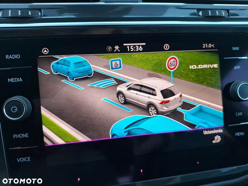 Volkswagen Tiguan Allspace 2.0 TDI R-Line DSG - 19