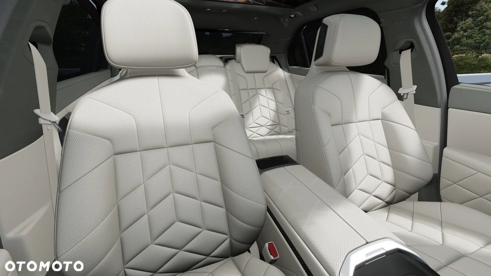 BMW Seria 7 - 10