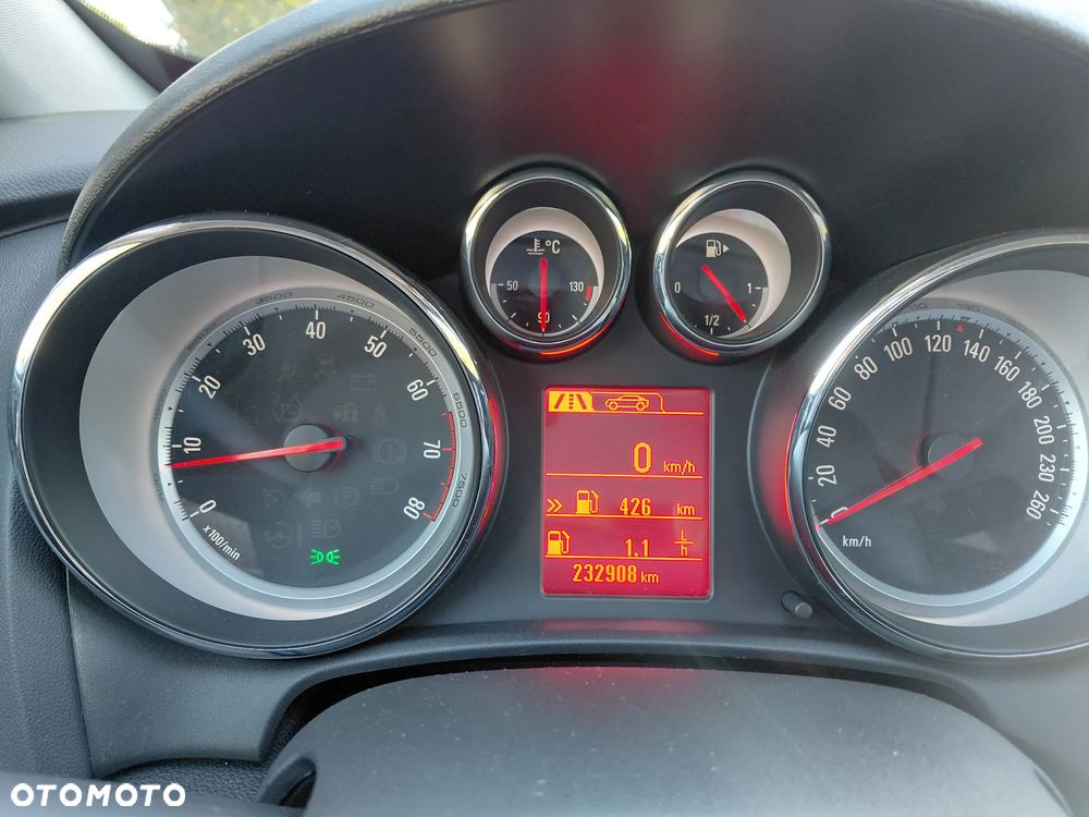 Opel Astra - 11