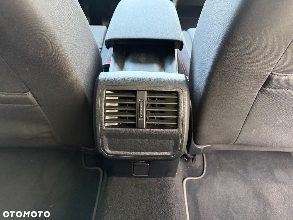 Volkswagen Passat 2.0 TDI EVO Business - 18
