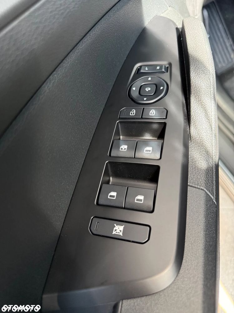 Kia Sportage - 12