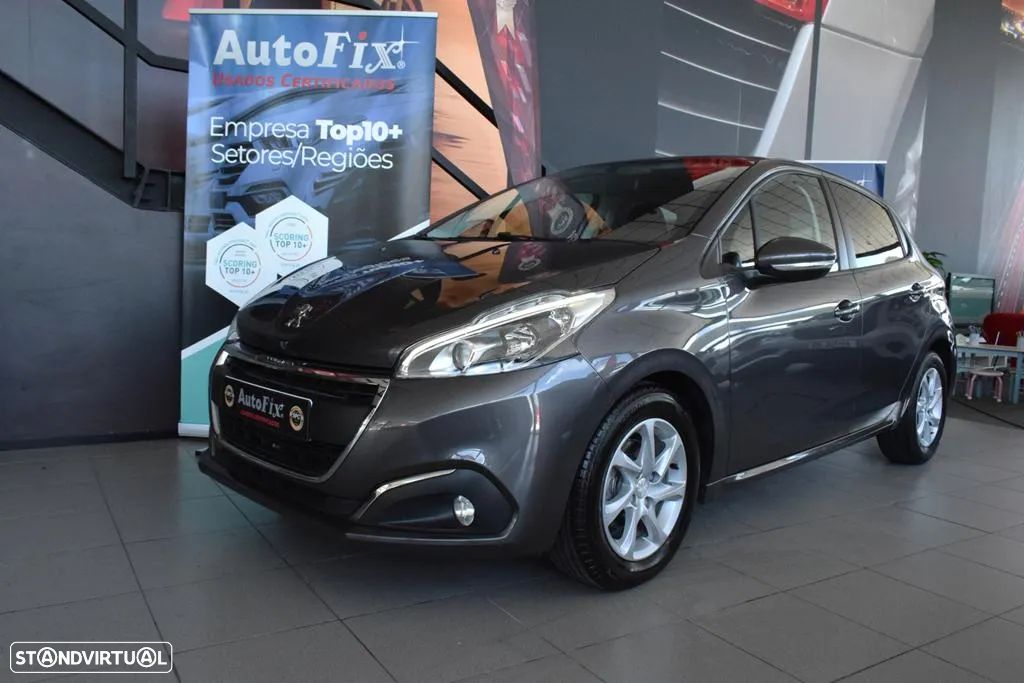 Peugeot 208 1.5 BlueHDi Signature - 1
