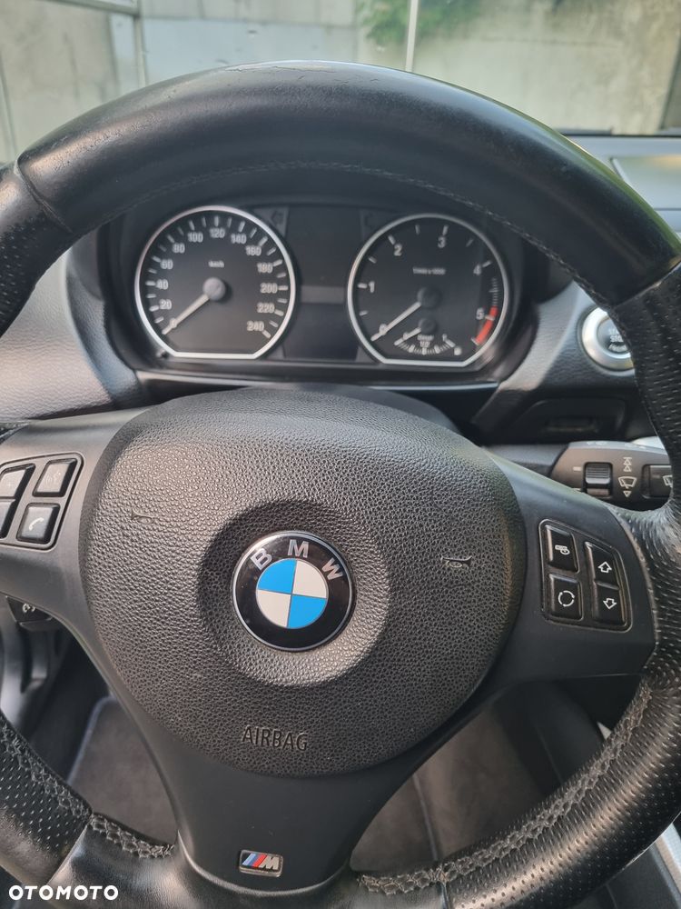BMW Seria 1 - 12