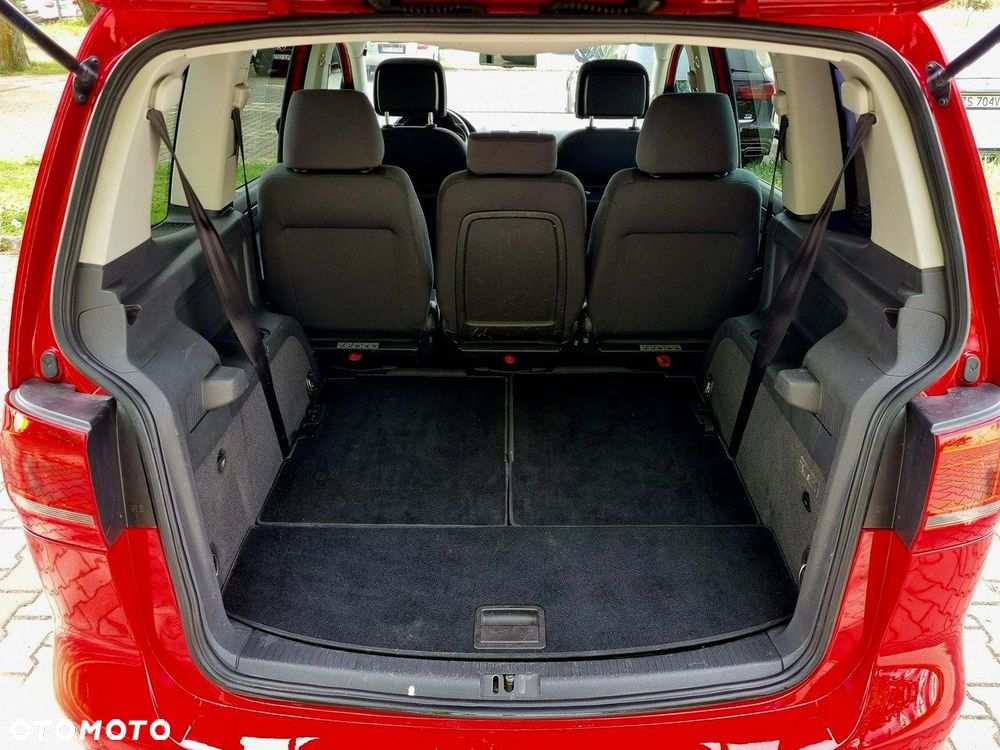 Volkswagen Touran 2.0 TDI DPF DSG Comfortline - 14