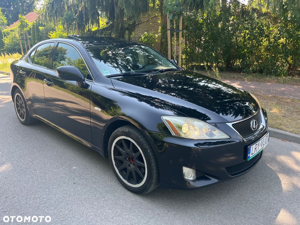 Lexus IS 220d Luxury Line - 2