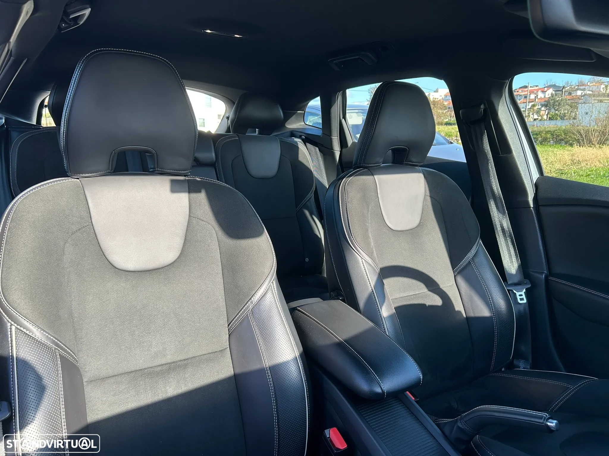Volvo V40 1.5 T3 Sport Edition R Geartronic - 15