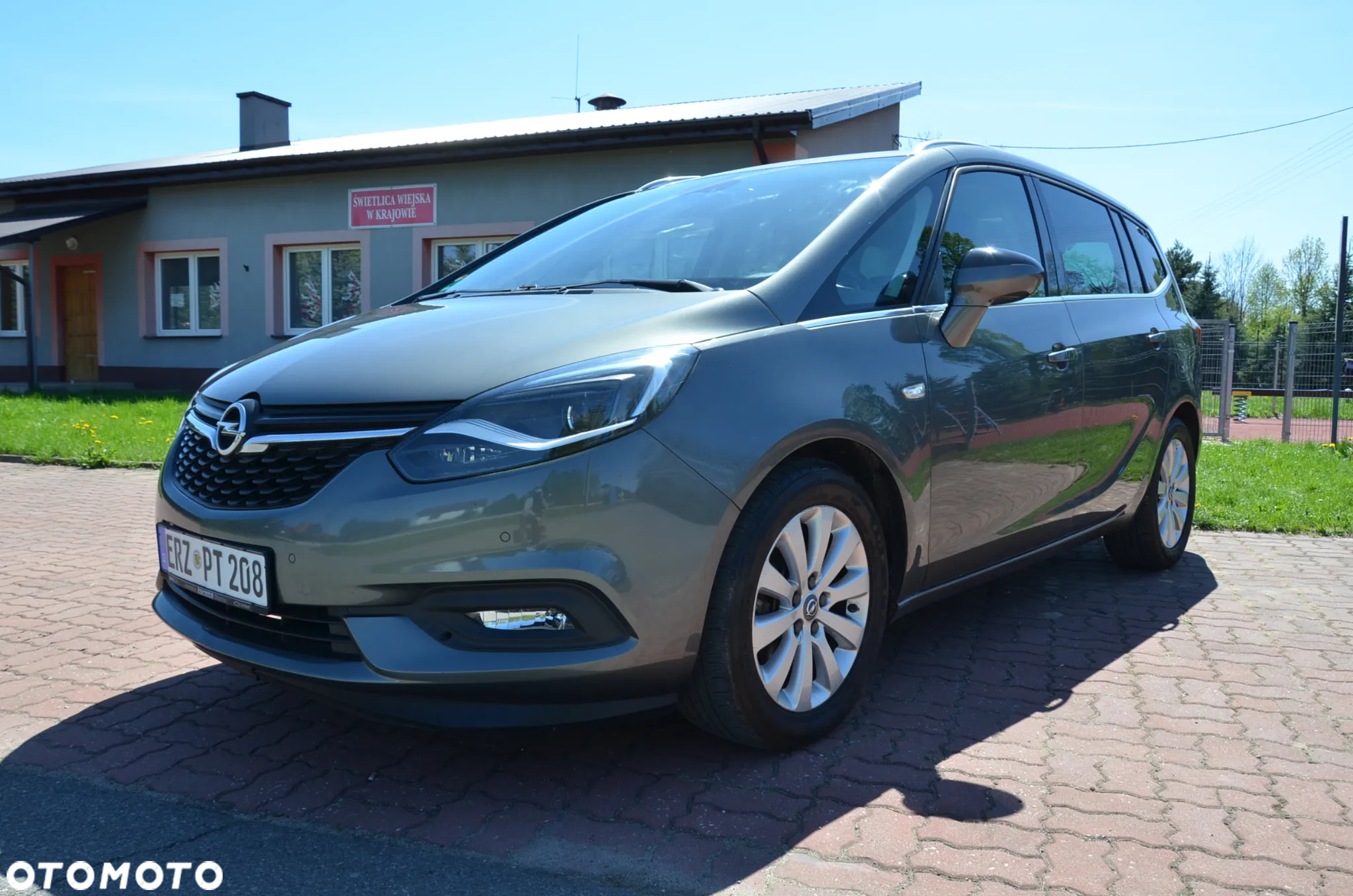 Opel Zafira 1.6 CDTI Elite S&S - 10