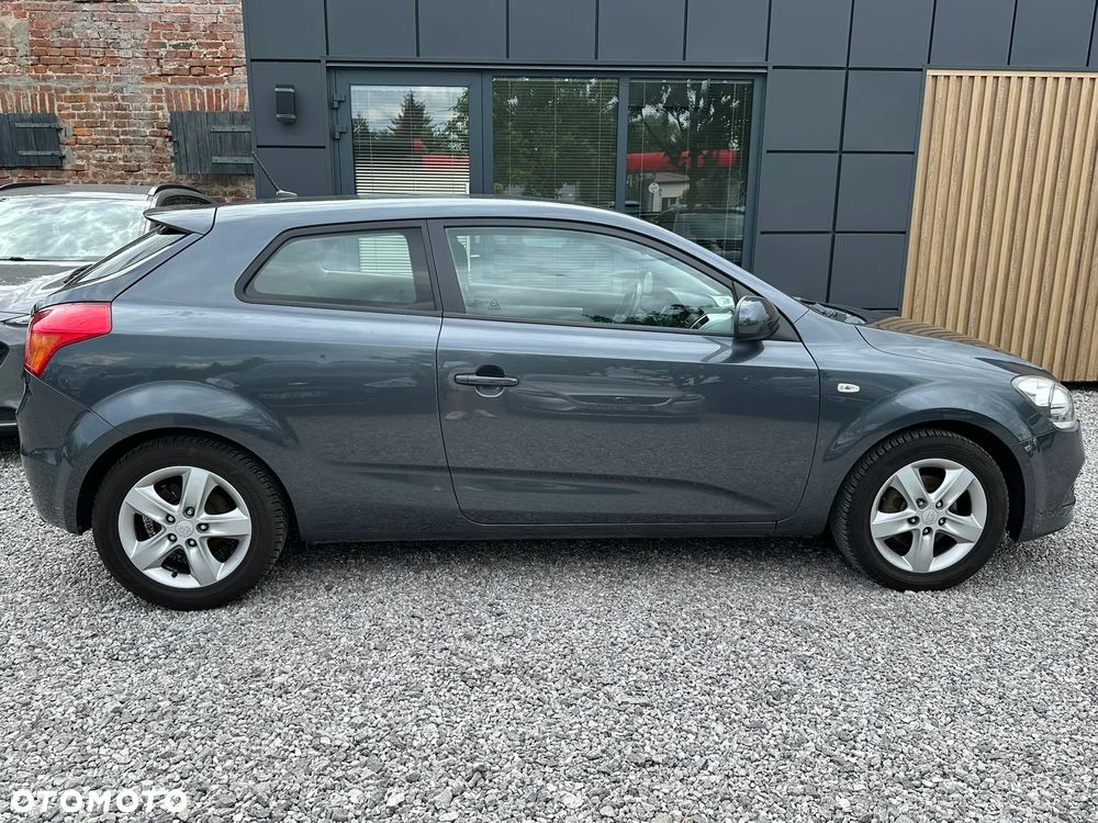 Kia ProCeed 1.4 Comfort - 24