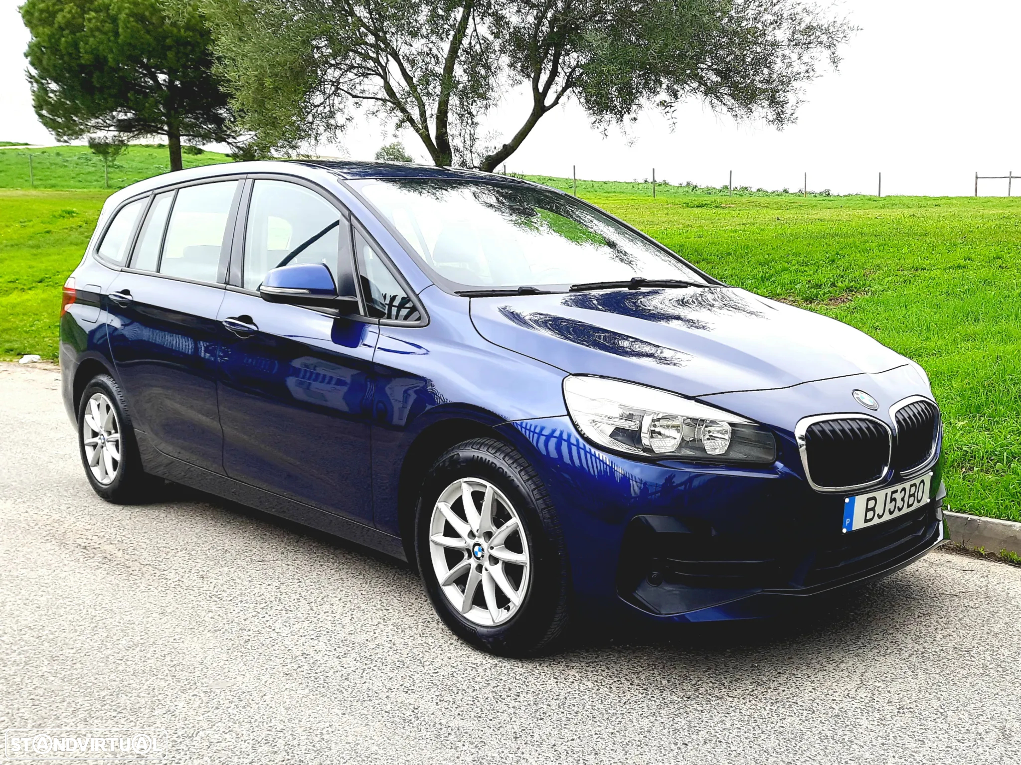 BMW 216 Active Tourer d Line Luxury - 4