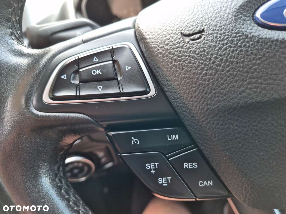 Ford Focus - 31