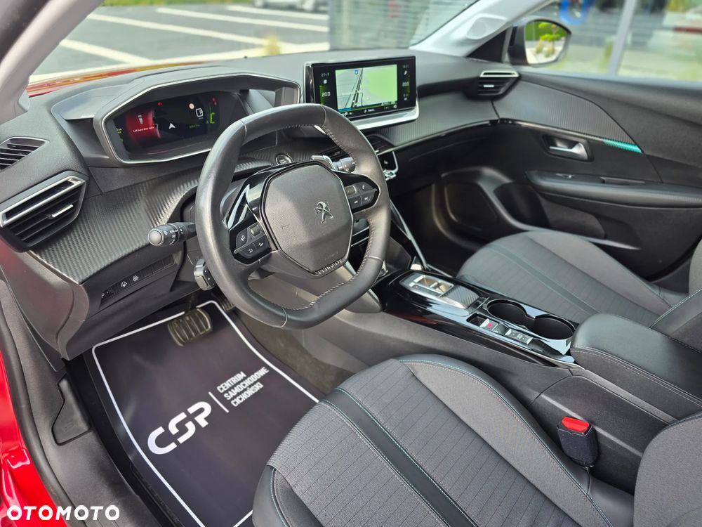 Peugeot 208 - 17