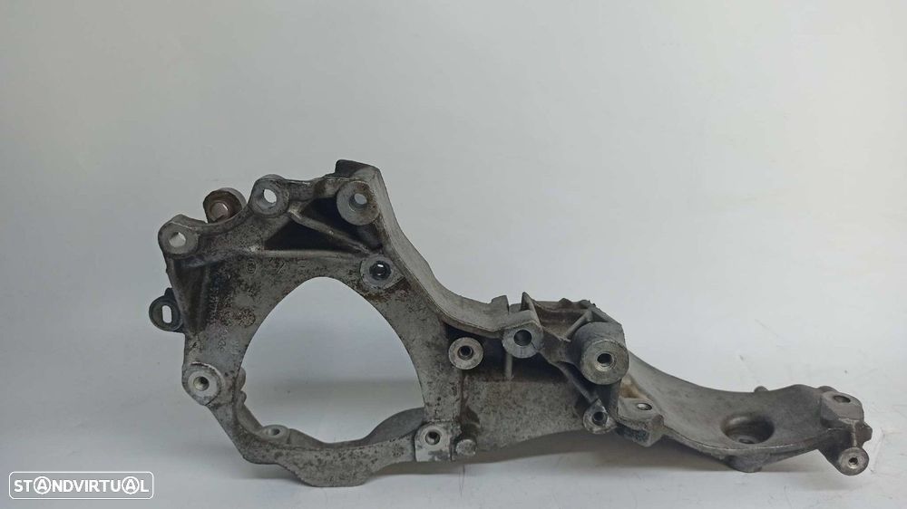 SOPORTE DO ALTERNADOR RENAULT MASTER II PHASE 2 COMBI KOMBI 2,8T L2 9PL. KOMFORT - 1